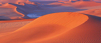 蓝色风暴席卷亚平宁？尤文图斯连败警钟敲响，昔日霸主何去何从？