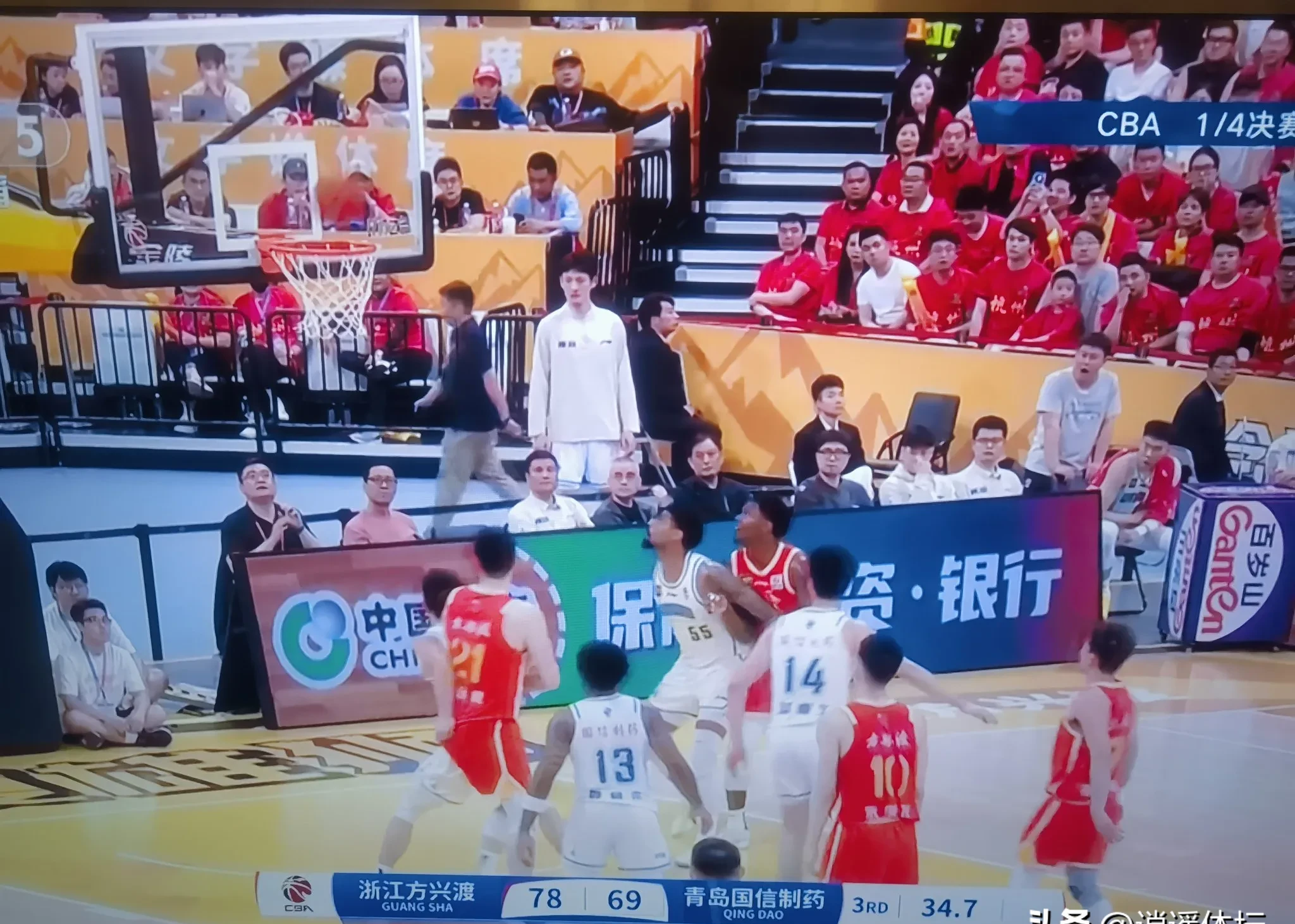 辽宁本钢豪取五连胜，稳坐CBA榜首位置