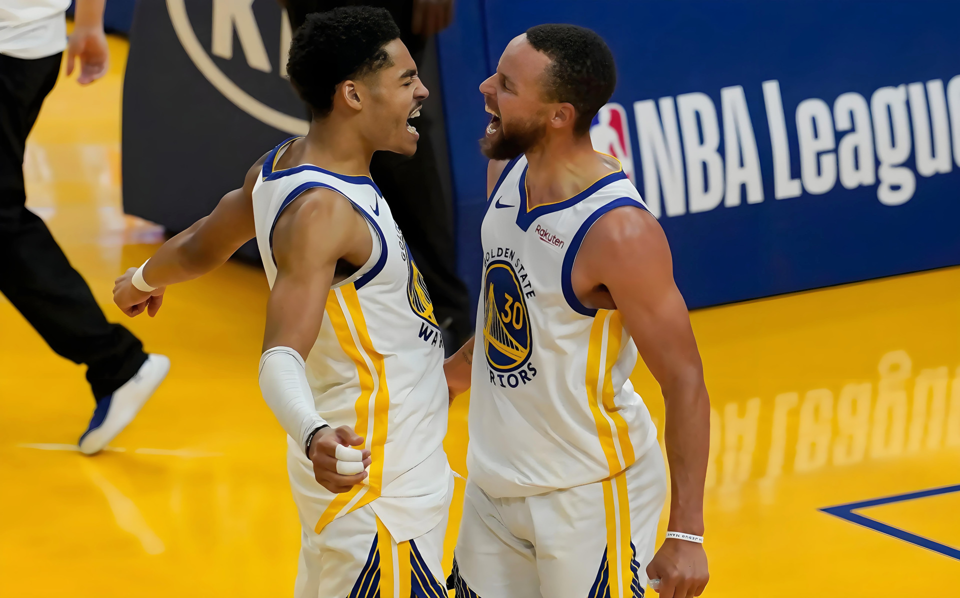 关于猛龙队新赛季起飞，战绩突飞猛进的信息